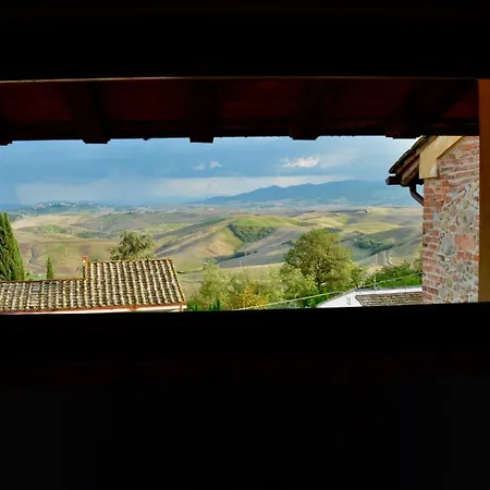 Cielo Mit Terrassen Und Und Einen Atemberaubenden Blick Apartment Terricciola